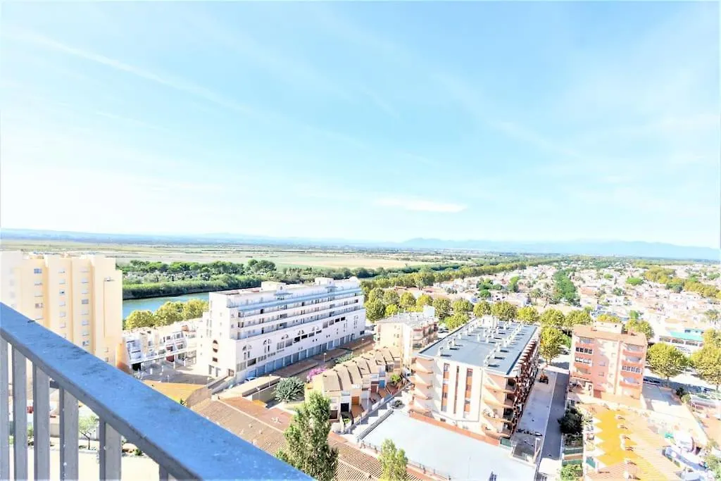 Silv13-Beach, Clima, Wifi, Nice Views Emporda Apartment Empuriabrava Spain